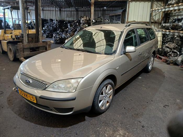 Ford Mondeo III Wagon 1.8 16V Sloopvoertuig (2005, Beige)