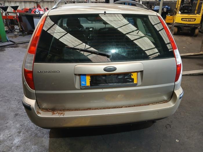 Ford Mondeo III Wagon 1.8 16V Sloopvoertuig (2005, Beige)