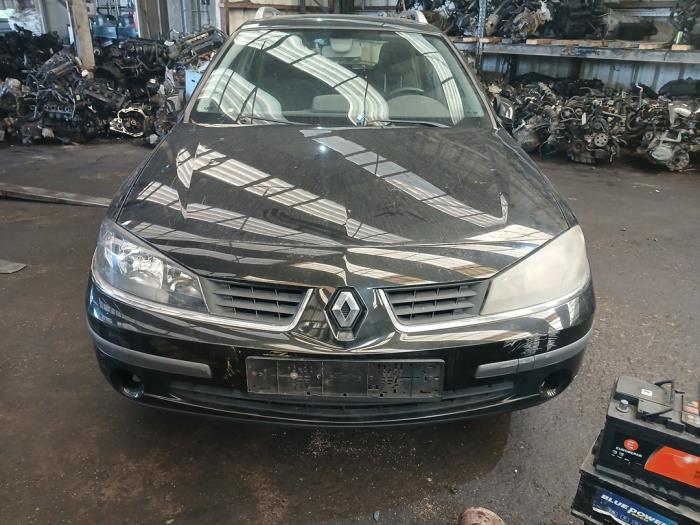 Renault Laguna II Grandtour 1.6 16V Samochód złomowany (2007, Czarny)