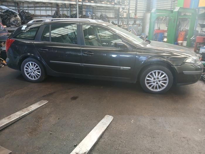 Renault Laguna II Grandtour 1.6 16V Samochód złomowany (2007, Czarny)