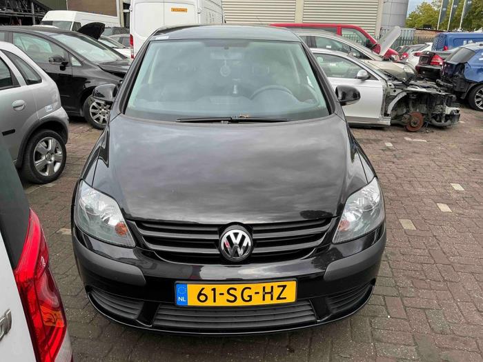 Volkswagen Golf V 1.4 FSI 16V Skrotfordon (2006, ZWART)
