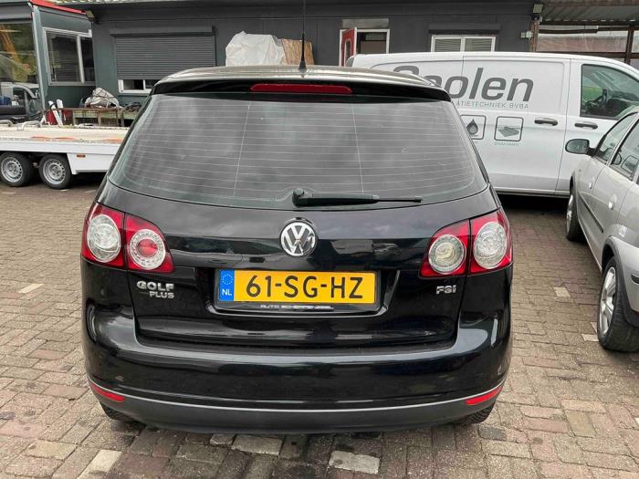 Volkswagen Golf V 1.4 FSI 16V Skrotfordon (2006, ZWART)