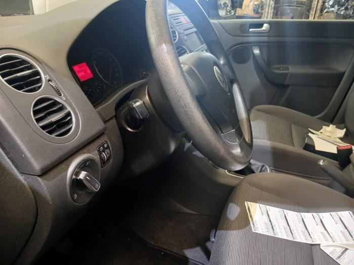 Volkswagen Golf V 1.4 FSI 16V Skrotfordon (2006, ZWART)