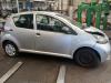Toyota Aygo 1.0 12V VVT-i Skrotfordon (2008, GRIJS)