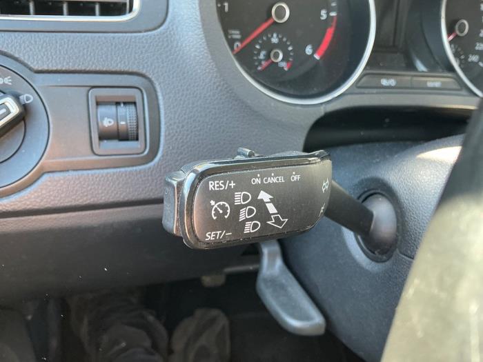 Volkswagen Polo V 1.4 TDI DPF BlueMotion technology Skrotfordon (2015, BLAUW)