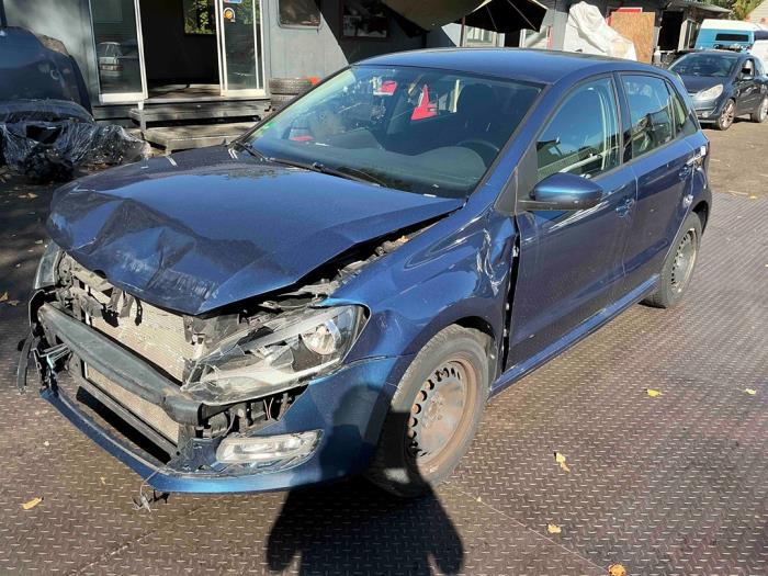 Volkswagen Polo V 1.4 TDI DPF BlueMotion technology Skrotfordon (2015, BLAUW)