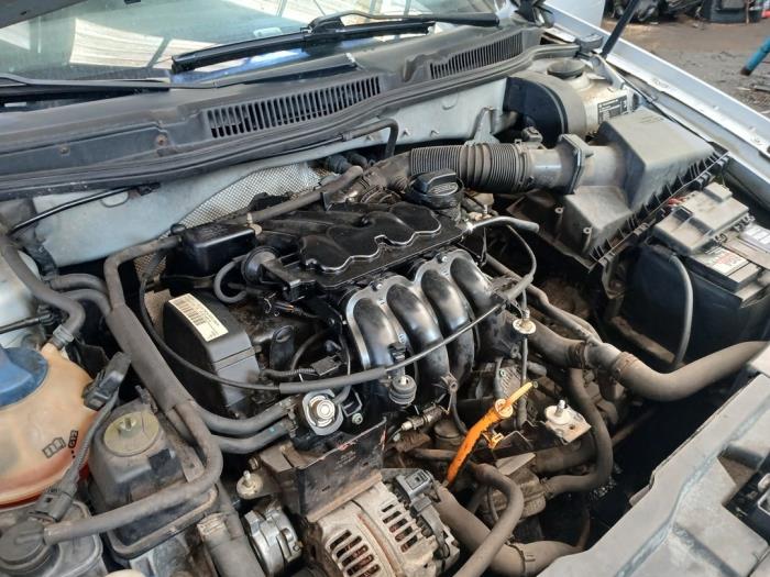 Volkswagen Bora 1.6 Sloopvoertuig (2000, Grijs)