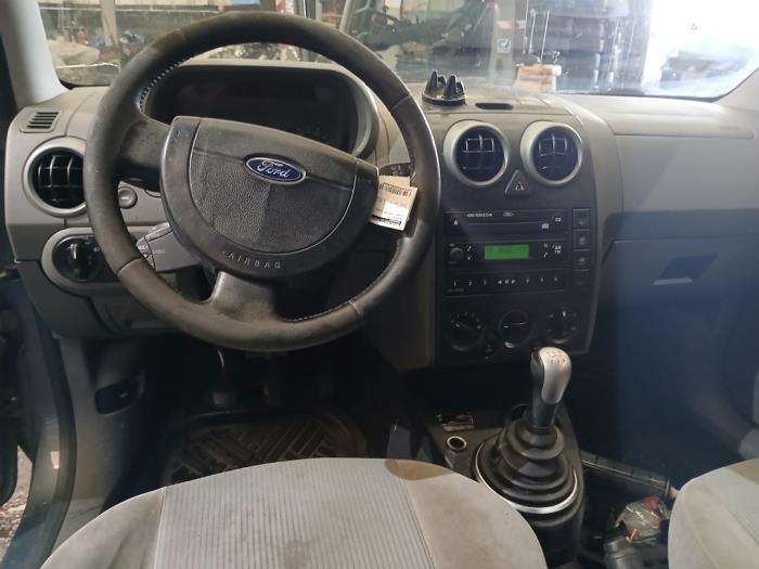 Ford Fusion 1.6 16V Sloopvoertuig (2003)