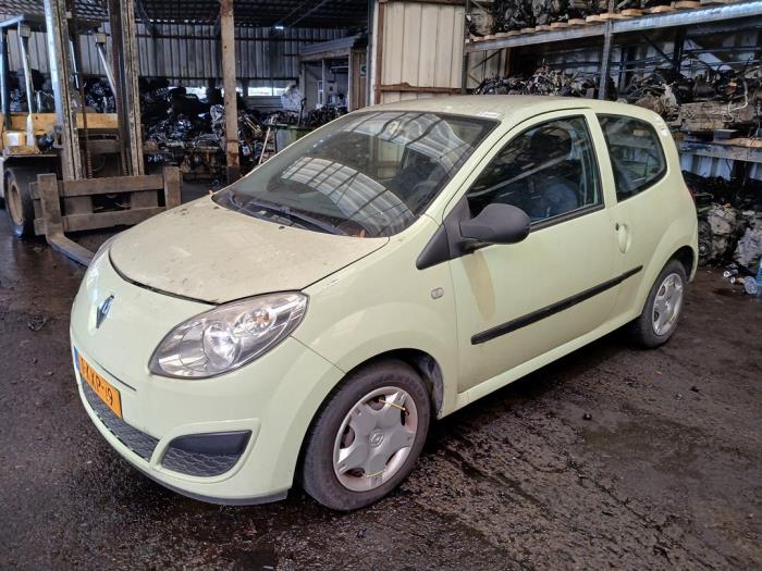 Renault Twingo II 1.2 Skrotfordon (2008, GEEL)