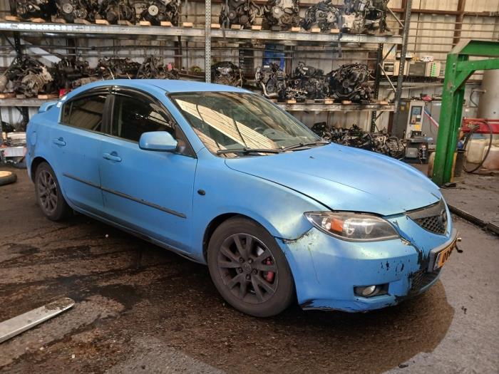 Mazda 3 1.6i 16V Skrotfordon (2007, BLAUW)