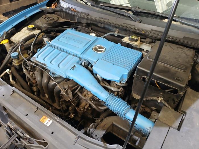 Mazda 3 1.6i 16V Skrotfordon (2007, BLAUW)