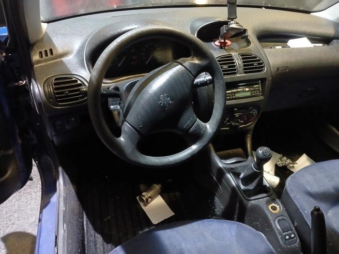 Peugeot 206 1.4 XR,XS,XT,Gentry Sloopvoertuig (2002, Blauw)
