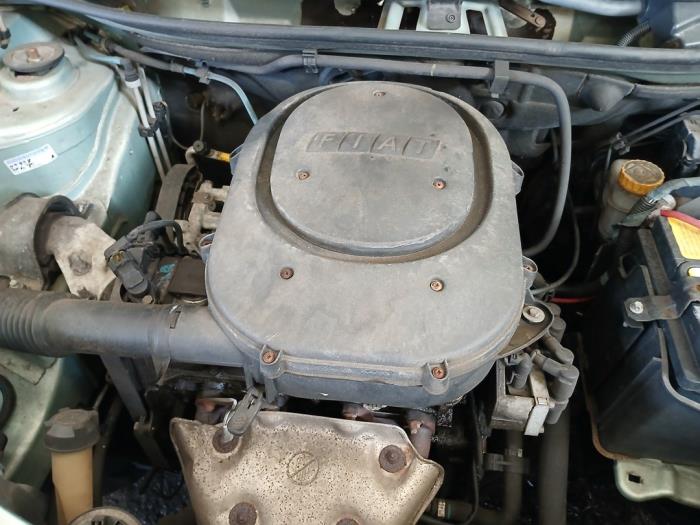 Fiat Punto II 1.2 60 S Skrotfordon (2003, GROEN)