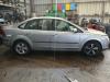 Ford Focus 2 1.6 16V Skrotfordon (2005, GRIJS)