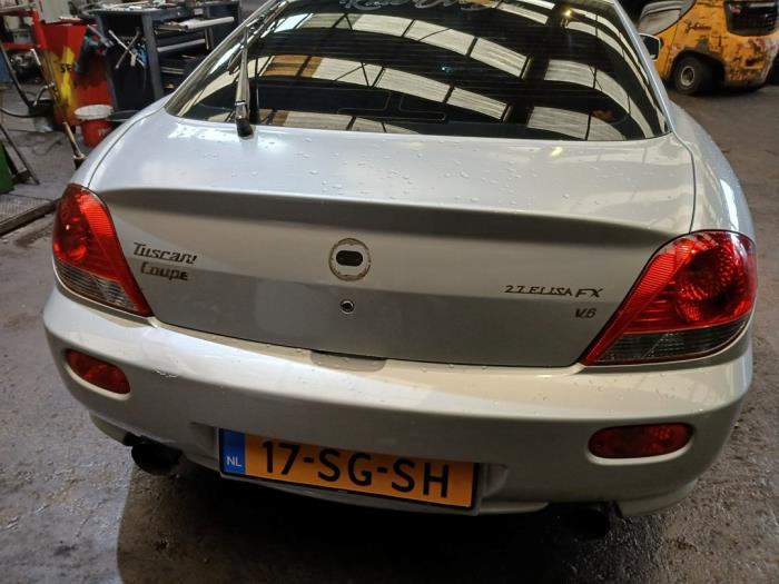 Hyundai Coupe 2.7 V6 24V Sloopvoertuig (2006, Grijs)