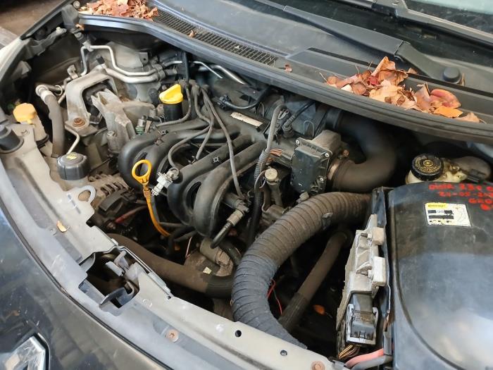 Renault Twingo II 1.2 Skrotfordon (2009, ZWART)