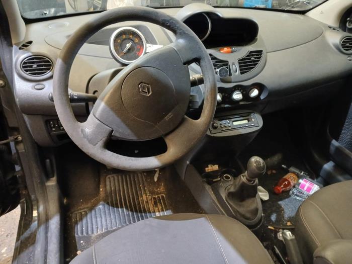 Renault Twingo II 1.2 Skrotfordon (2009, ZWART)