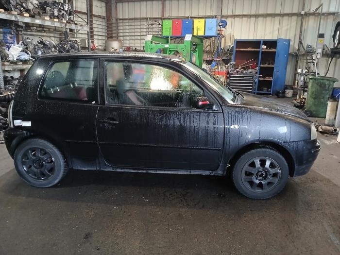 Seat Arosa 1.4i Skrotfordon (2004, ZWART)