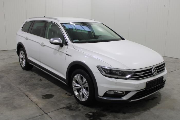 Volkswagen Passat Variant 2.0 TDI 16V 190 4Motion Sloopvoertuig (2017, Wit)
