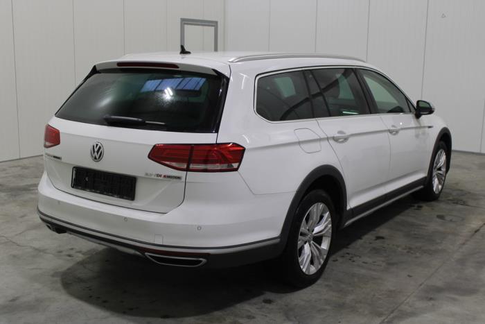 Volkswagen Passat Variant 2.0 TDI 16V 190 4Motion Sloopvoertuig (2017, Wit)