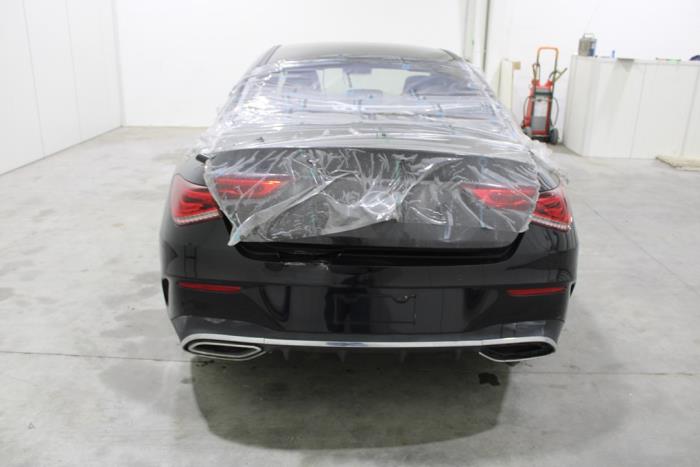 Mercedes CLA 1.3 CLA-180 Turbo 16V Skrotfordon (2019, ZWART)