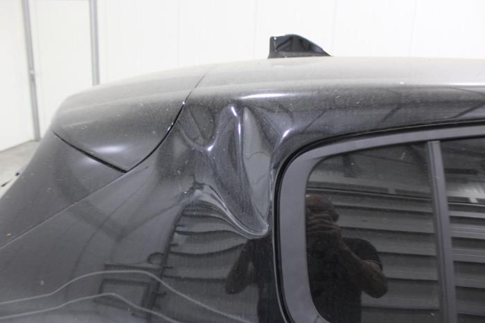 Peugeot 308 1.5 Blue HDi 130 16V Samochód złomowany (2022, Czarny)