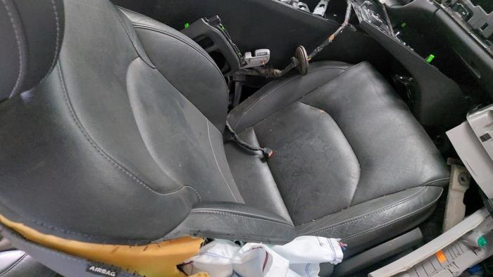 Hyundai i30 Fastback 1.4 T-GDI 16V Samochód złomowany (2018, Bialy)