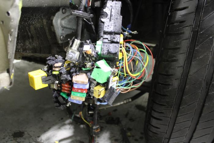 Citroen Jumpy 2.0 Blue HDI 120 Skrotfordon (2019, ZWART)