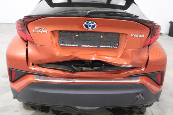 Toyota C-HR 1.8 16V Hybrid Sloopvoertuig (2021, Oranje)
