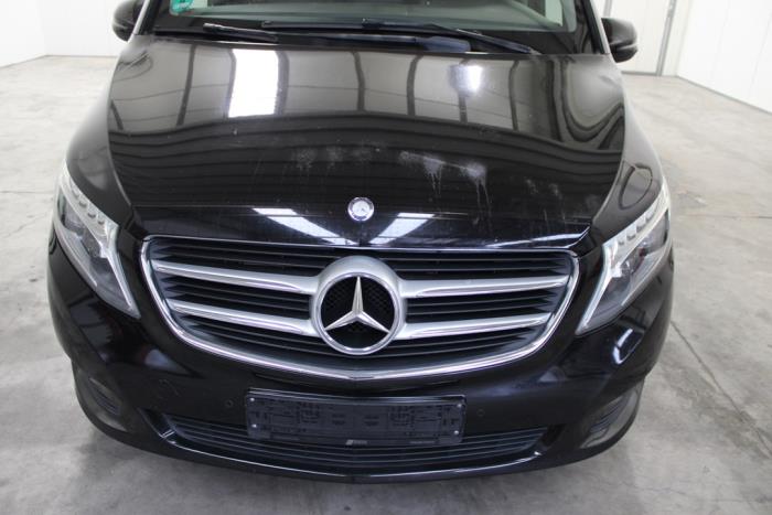 Mercedes V 2.1 250 BlueTEC, 250 d 16V Skrotfordon (2017, ZWART)