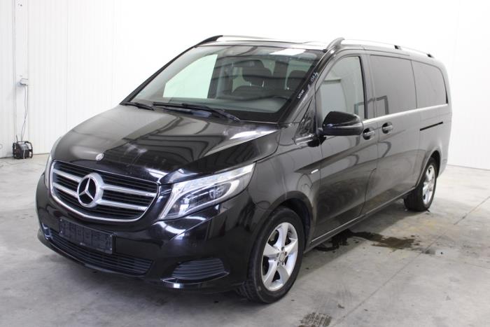 Mercedes V 2.1 250 BlueTEC, 250 d 16V Skrotfordon (2017, ZWART)