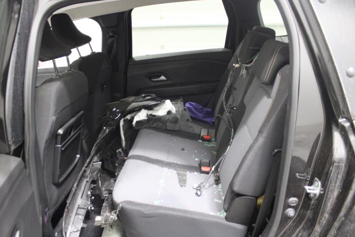 Dacia Jogger 1.0 TCe 110 12V Sloopvoertuig (2024, Zwart)