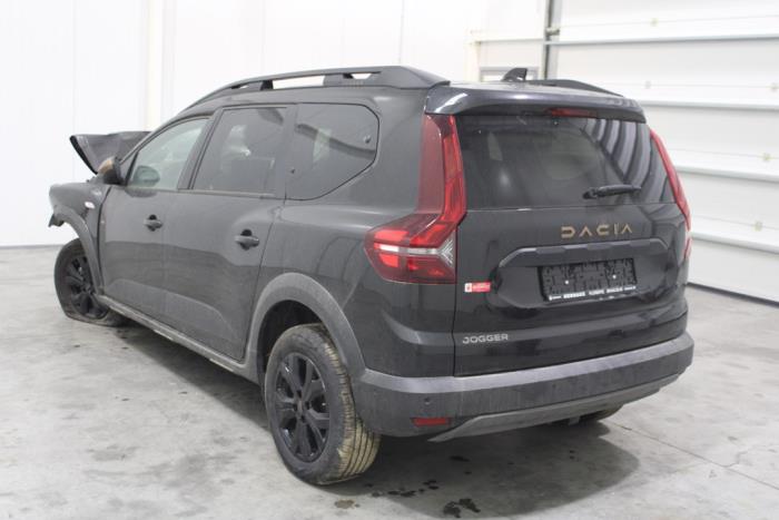 Dacia Jogger 1.0 TCe 110 12V Sloopvoertuig (2024, Zwart)