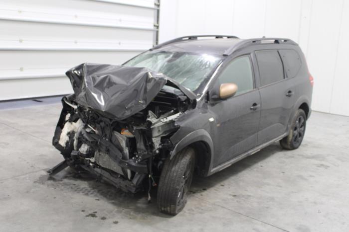 Dacia Jogger 1.0 TCe 110 12V Sloopvoertuig (2024, Zwart)
