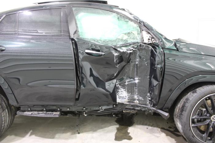 Mercedes GLE Coupe 400 e 2.0 16V 4-Matic Sloopvoertuig (2024, Groen)