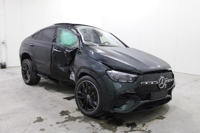 Mercedes GLE Coupe 400 e 2.0 16V 4-Matic Sloopvoertuig (2024, Groen)