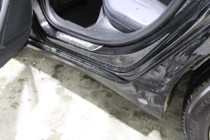 Audi A6 Avant 2.0 35 TDI Mild hybrid Sloopvoertuig (2021, Zwart)