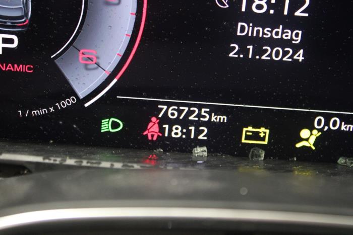 Audi A6 Avant 2.0 35 TDI Mild hybrid Sloopvoertuig (2021, Zwart)