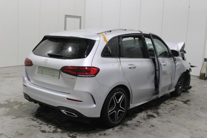 Mercedes B 1.5 B-180d Sloopvoertuig (2020, Grijs)