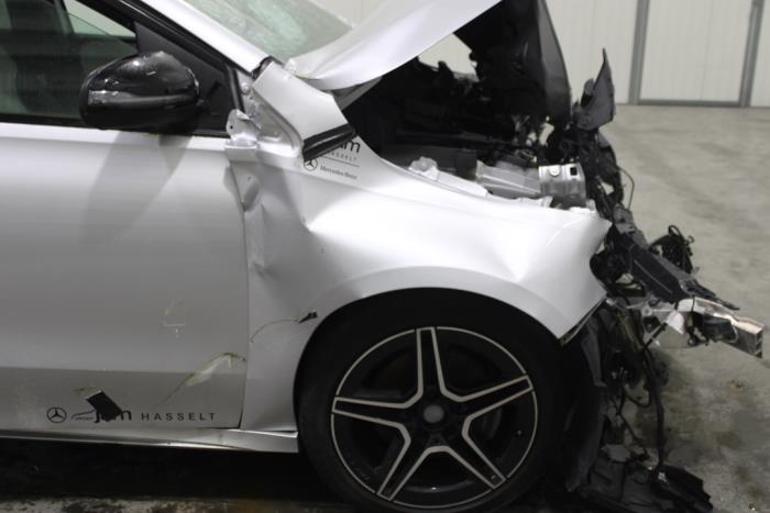 Mercedes B 1.5 B-180d Sloopvoertuig (2020, Grijs)