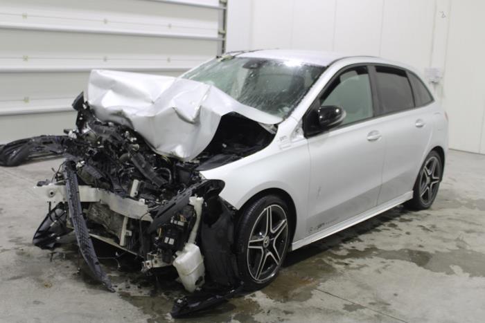 Mercedes B 1.5 B-180d Sloopvoertuig (2020, Grijs)