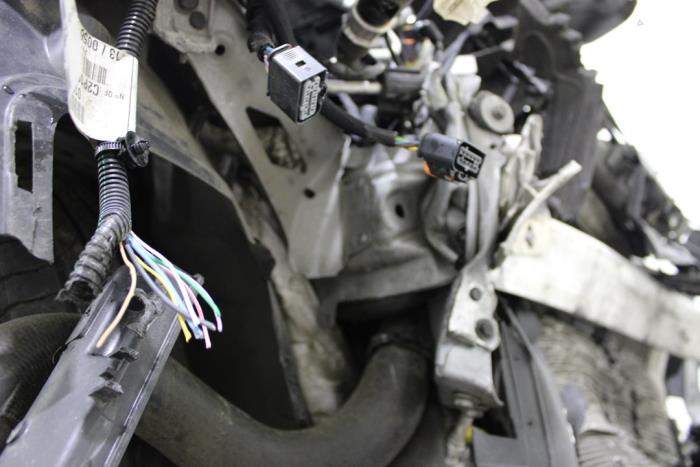 Peugeot 308 SW 1.5 Blue HDi 130 16V Sloopvoertuig (2023, Grijs)