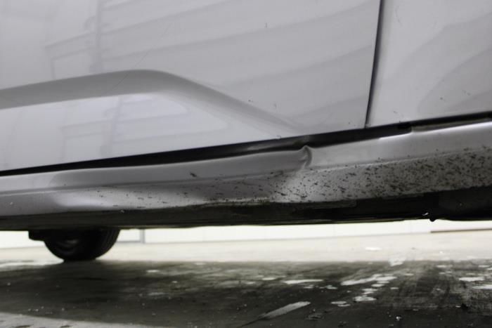 Peugeot 308 SW 1.5 Blue HDi 130 16V Sloopvoertuig (2023, Grijs)