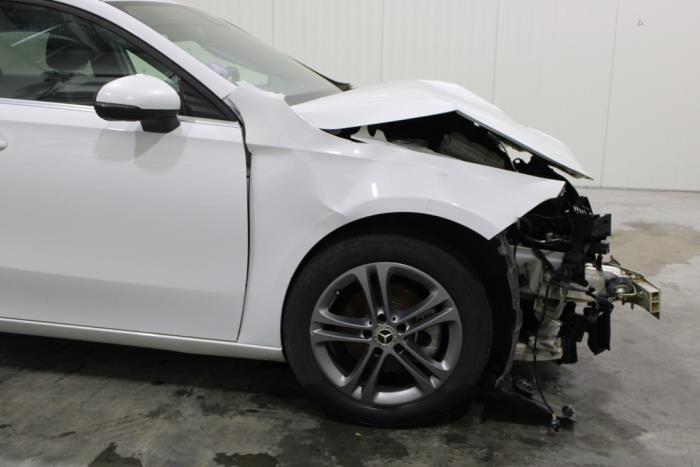 Mercedes A 1.3 A-180 Turbo 16V Sloopvoertuig (2019, Wit)