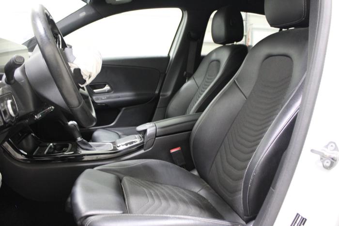 Mercedes A 1.3 A-180 Turbo 16V Sloopvoertuig (2019, Wit)