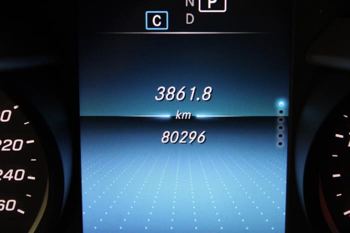 Mercedes C Estate C-180d 1.6 Turbo 16V Skrotfordon (2020, GRIJS)