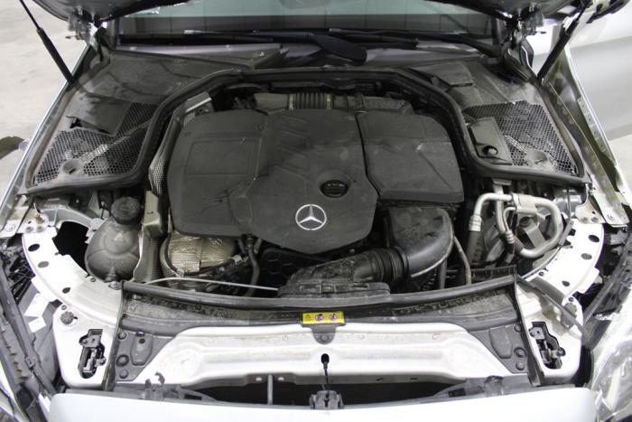 Mercedes C Estate C-180d 1.6 Turbo 16V Skrotfordon (2020, GRIJS)