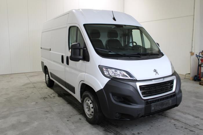 Peugeot Boxer 2.2 Blue HDi 120 Skrotfordon (2022, WIT)