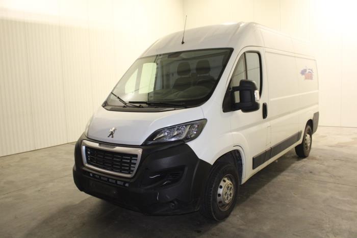 Peugeot Boxer 2.2 Blue HDi 120 Sloopvoertuig (2019, Wit)