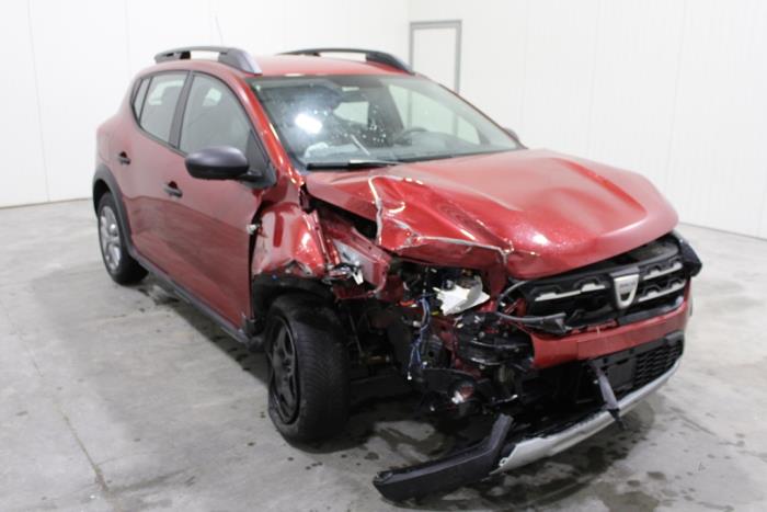 Dacia Sandero III 1.0 TCe 90 12V Skrotfordon (2022, ROOD)